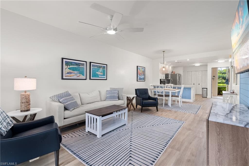 13046 Amberley Ct 605, Bonita Springs, FL 34135-4