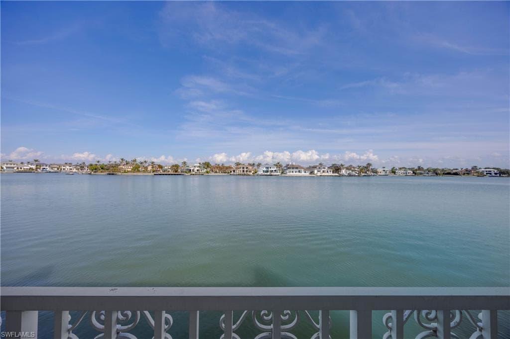 4000 Gulf Shore Blvd N 500, Naples, FL 34103-43