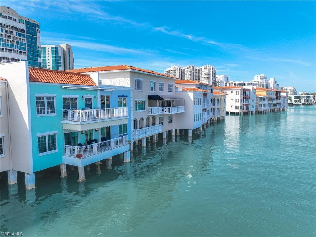 4000 Gulf Shore Blvd N 500, Naples, FL 34103-46