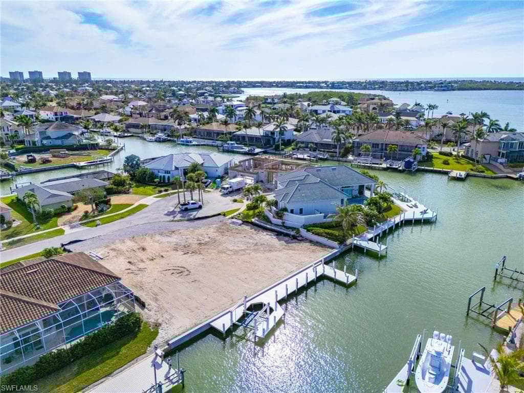 818 Elm Ct, Marco Island, FL 34145-11