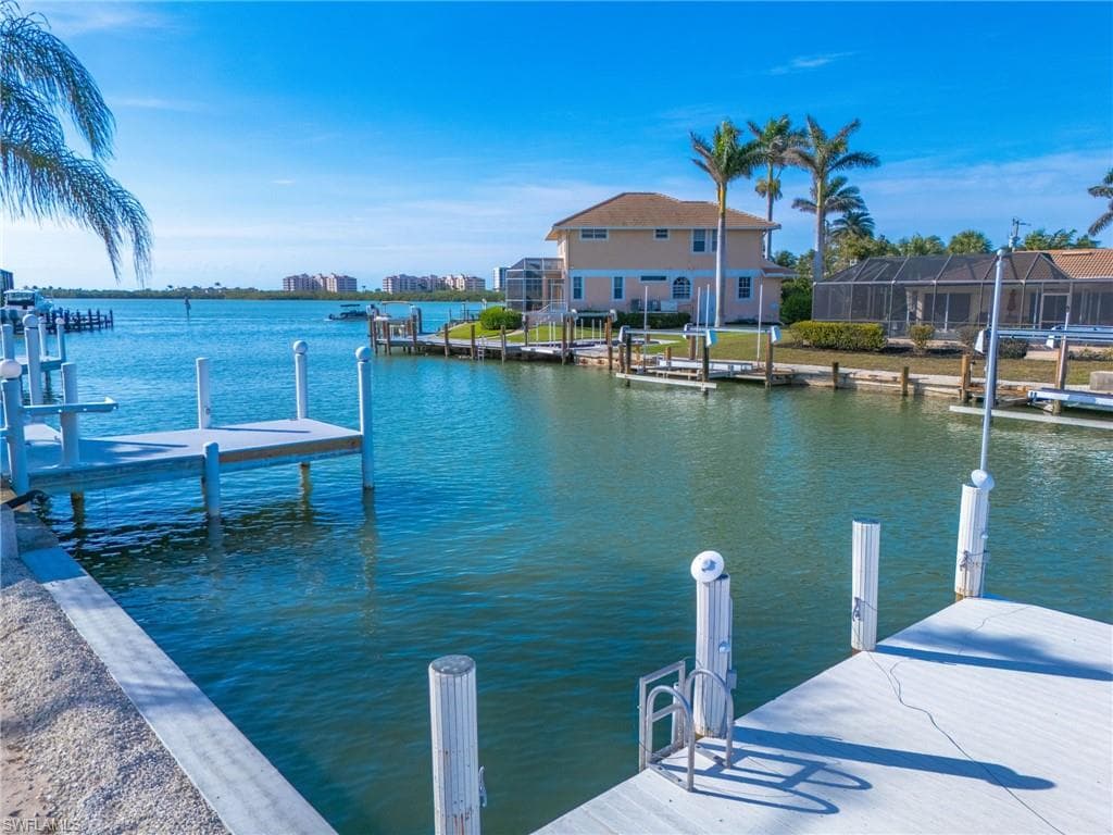 818 Elm Ct, Marco Island, FL 34145-19