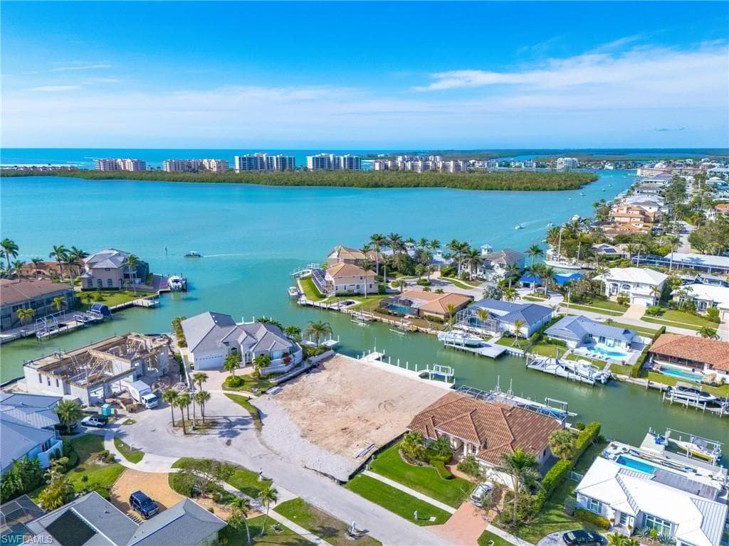 818 Elm Ct, Marco Island, FL 34145-6