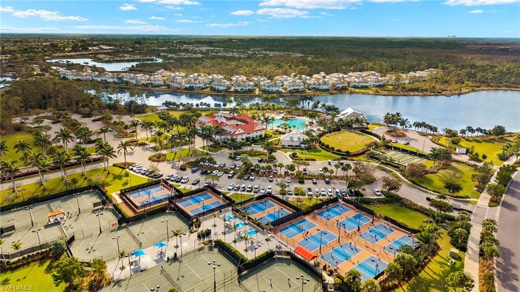 6529 Dominica Dr 201, Naples, FL 34113-37