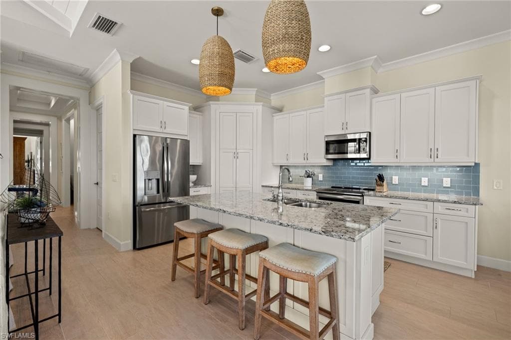 6529 Dominica Dr 201, Naples, FL 34113-8
