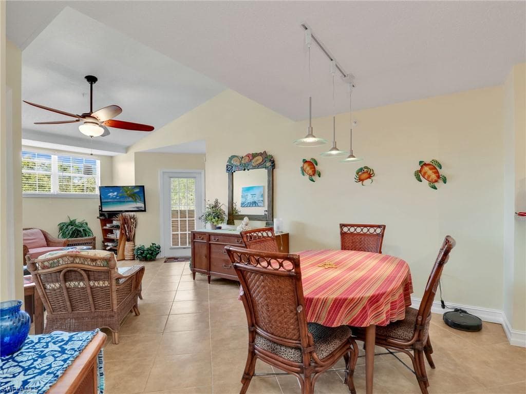 8659 River Homes Ln 1301, Bonita Springs, FL 34135-9