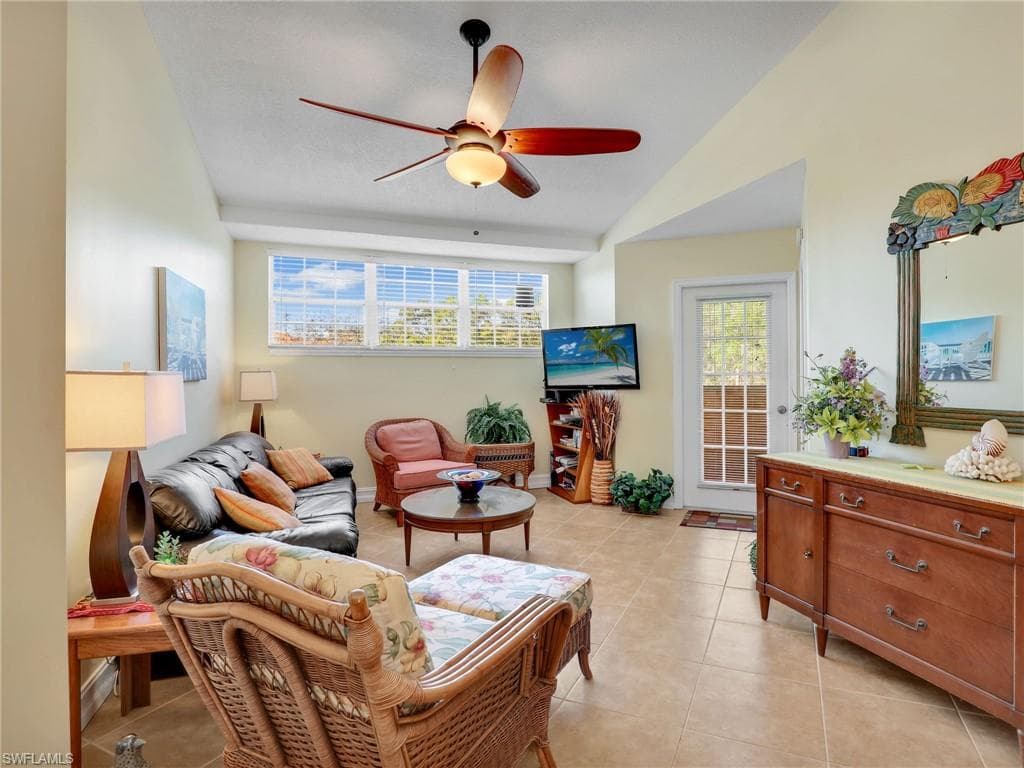 8659 River Homes Ln 1301, Bonita Springs, FL 34135-11