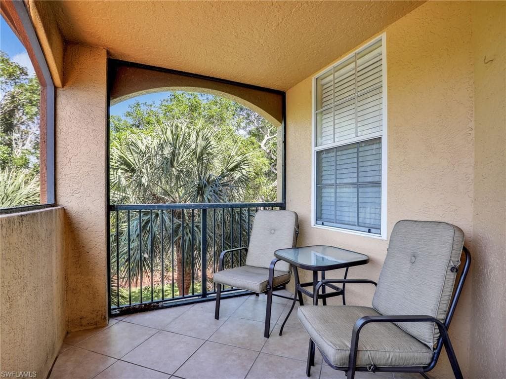 8659 River Homes Ln 1301, Bonita Springs, FL 34135-15