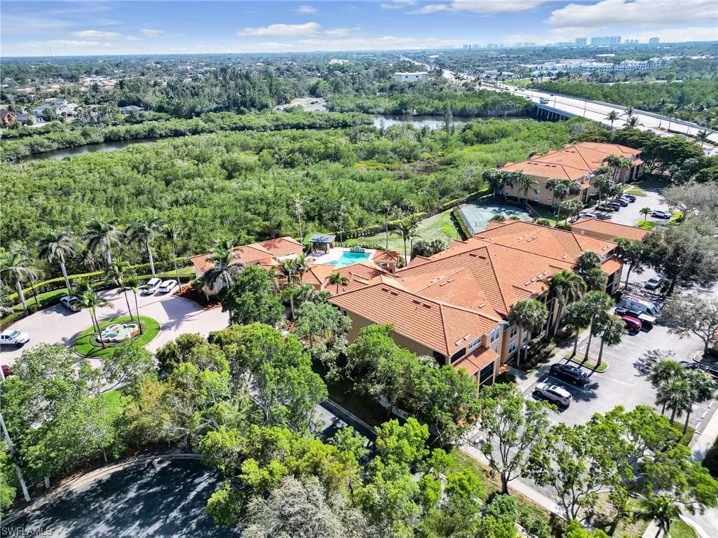 8659 River Homes Ln 1301, Bonita Springs, FL 34135-32