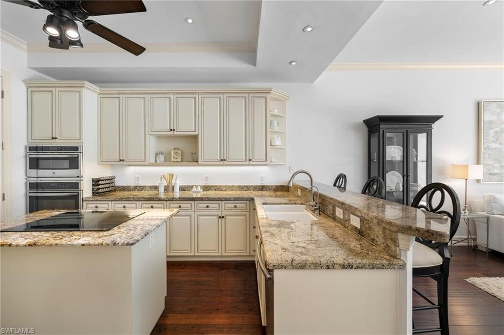 4840 Boulevard Ct, Naples, FL 34103-13