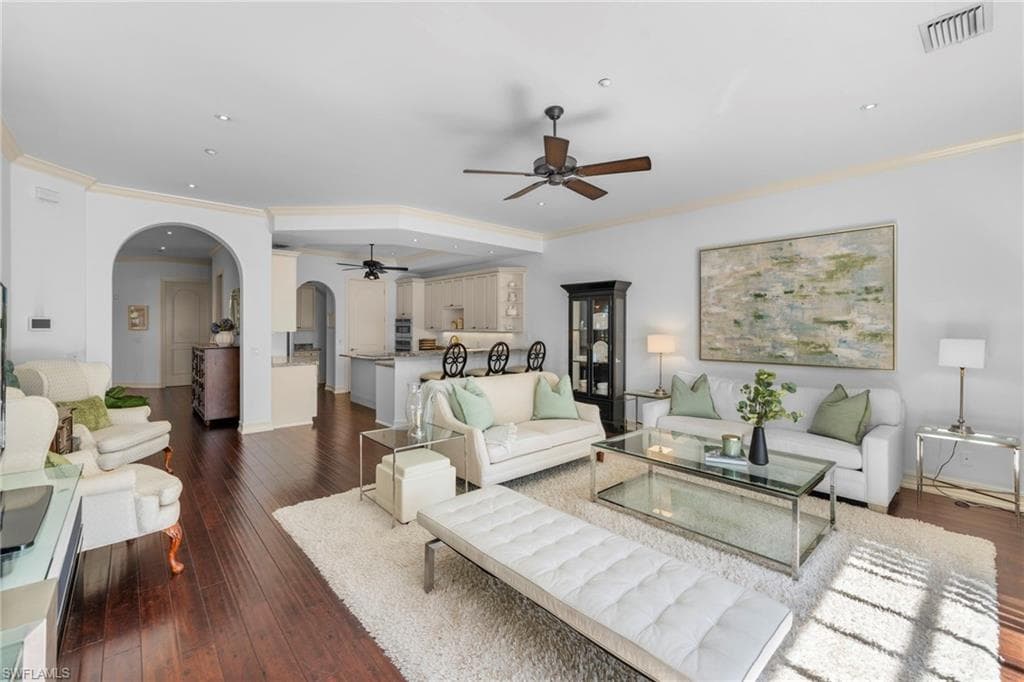 4840 Boulevard Ct, Naples, FL 34103-16