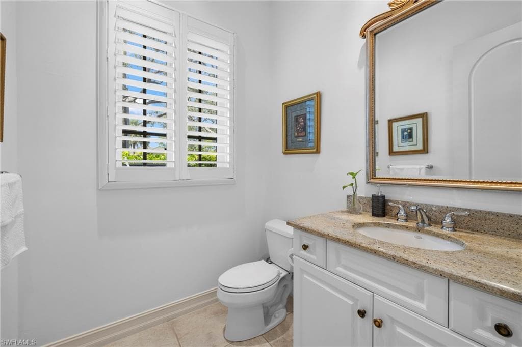 4840 Boulevard Ct, Naples, FL 34103-17