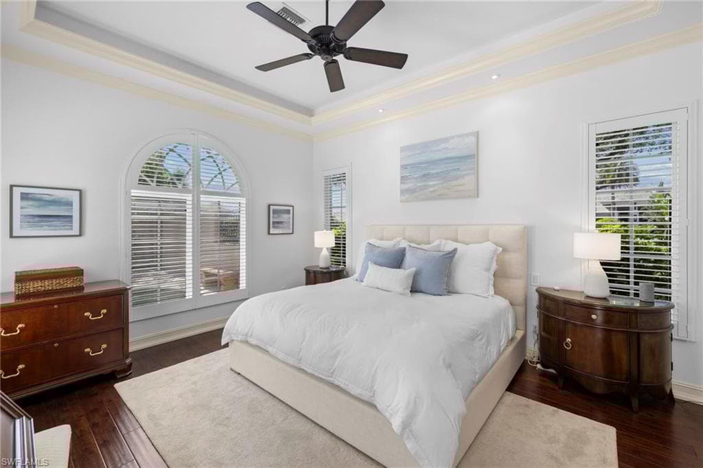 4840 Boulevard Ct, Naples, FL 34103-18