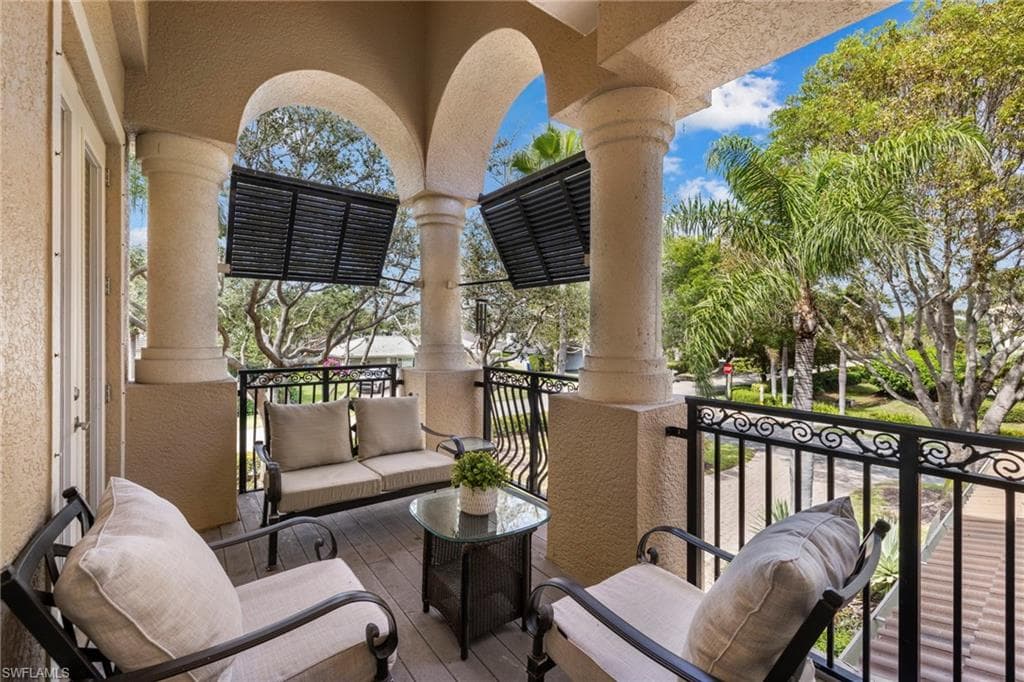 4840 Boulevard Ct, Naples, FL 34103-23