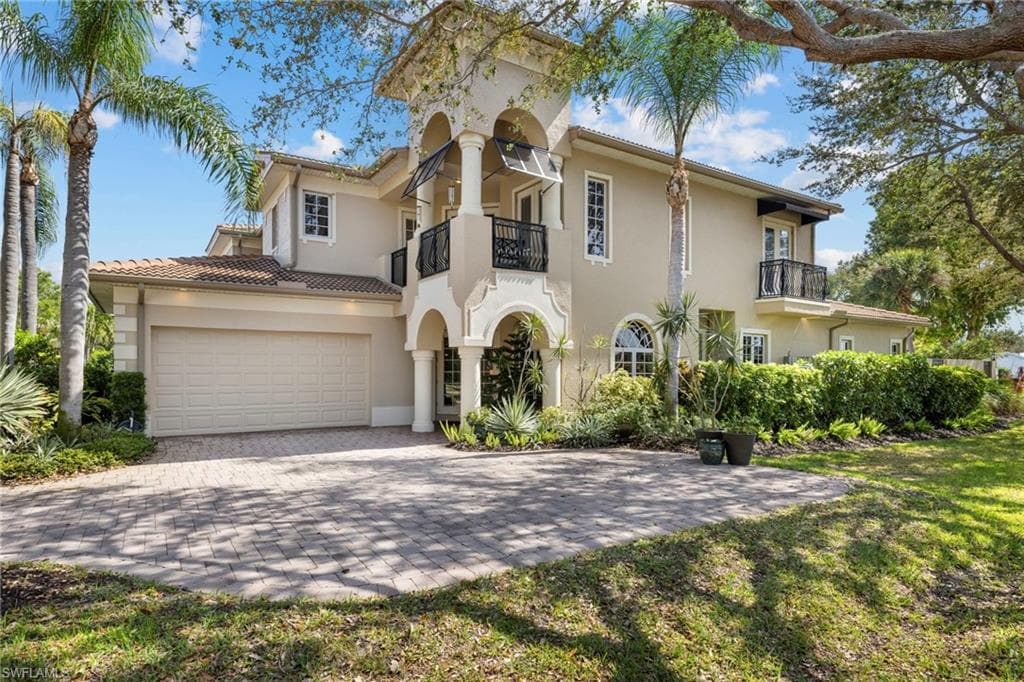4840 Boulevard Ct, Naples, FL 34103-37