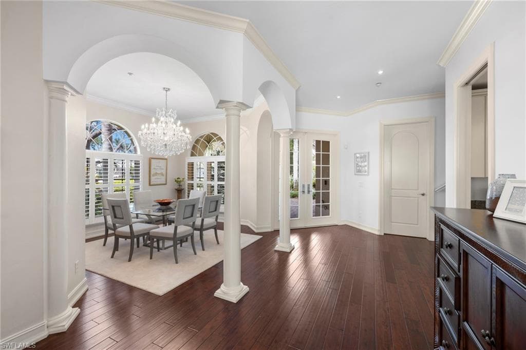 4840 Boulevard Ct, Naples, FL 34103-8
