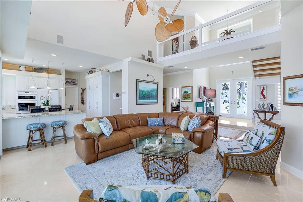 821 Partridge Ct, Marco Island, FL 34145-10