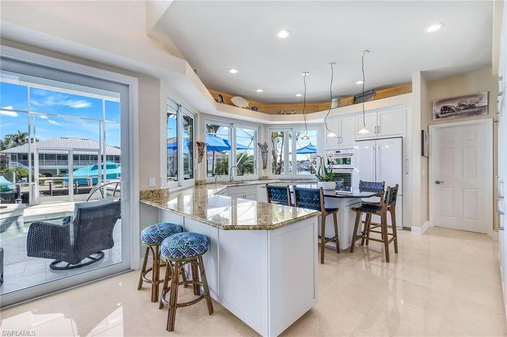 821 Partridge Ct, Marco Island, FL 34145-14
