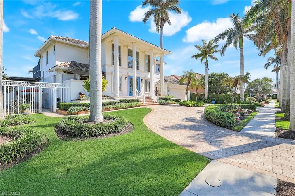 821 Partridge Ct, Marco Island, FL 34145-1