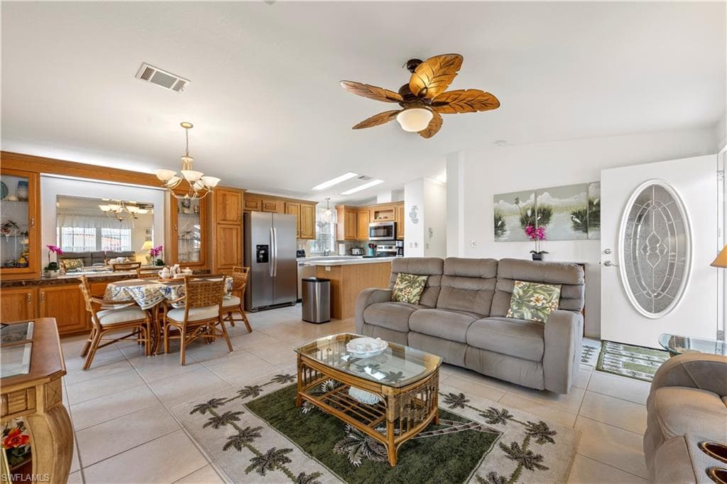 1022 Silver Lakes Blvd, Naples, FL 34114-4