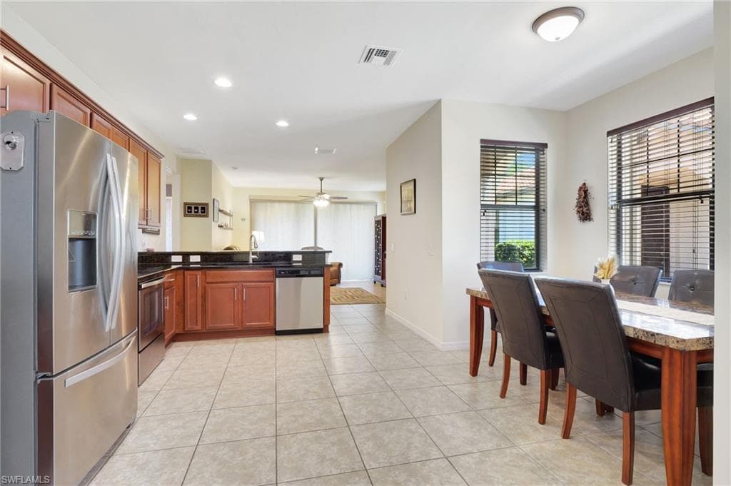 1570 Oceania Dr S, Naples, FL 34113-14