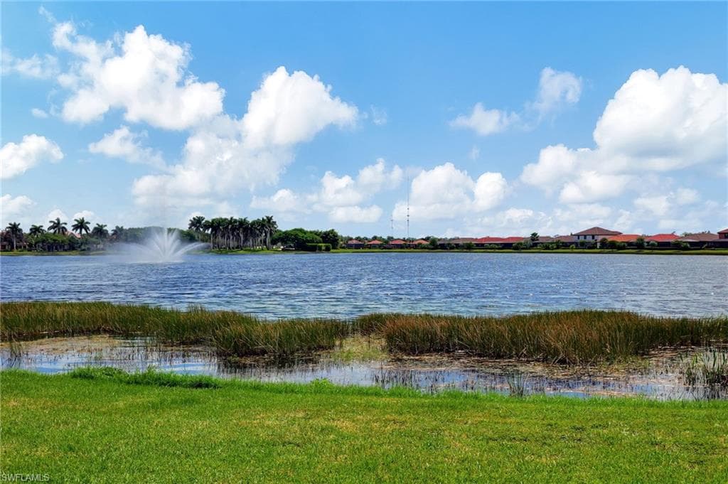 1570 Oceania Dr S, Naples, FL 34113-49