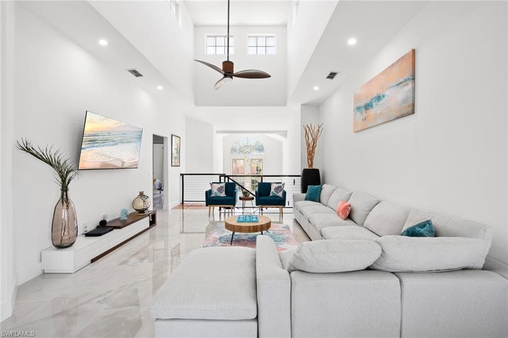 1555 Airway Dr, Naples, FL 34104-11
