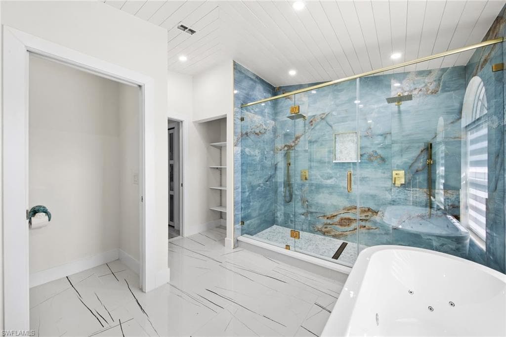 1555 Airway Dr, Naples, FL 34104-14