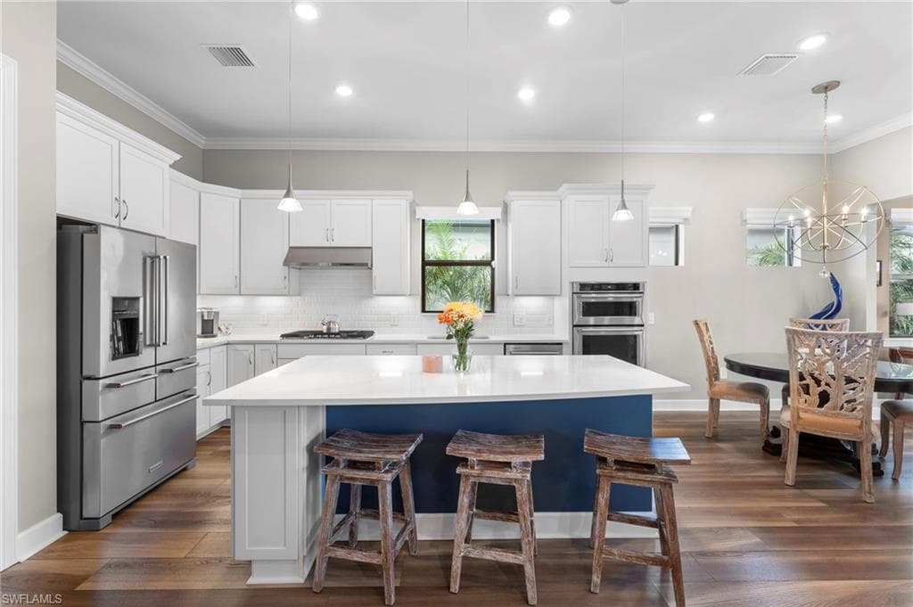 9721 Everglades Dr, Naples, FL 34120-13
