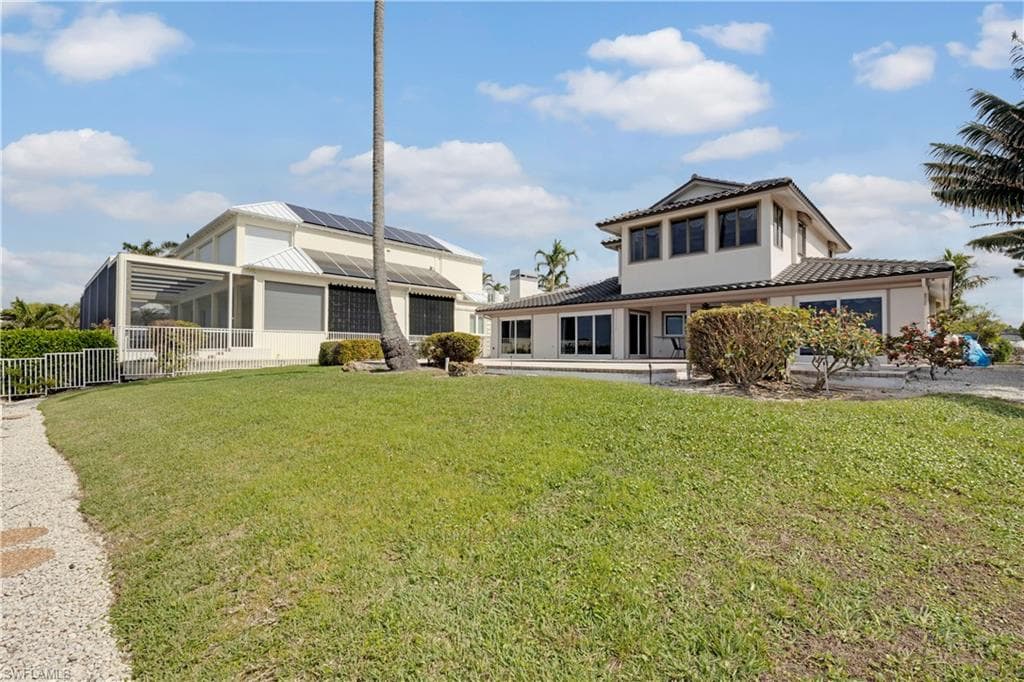 1535 Dolphin Ln, Naples, FL 34102-9