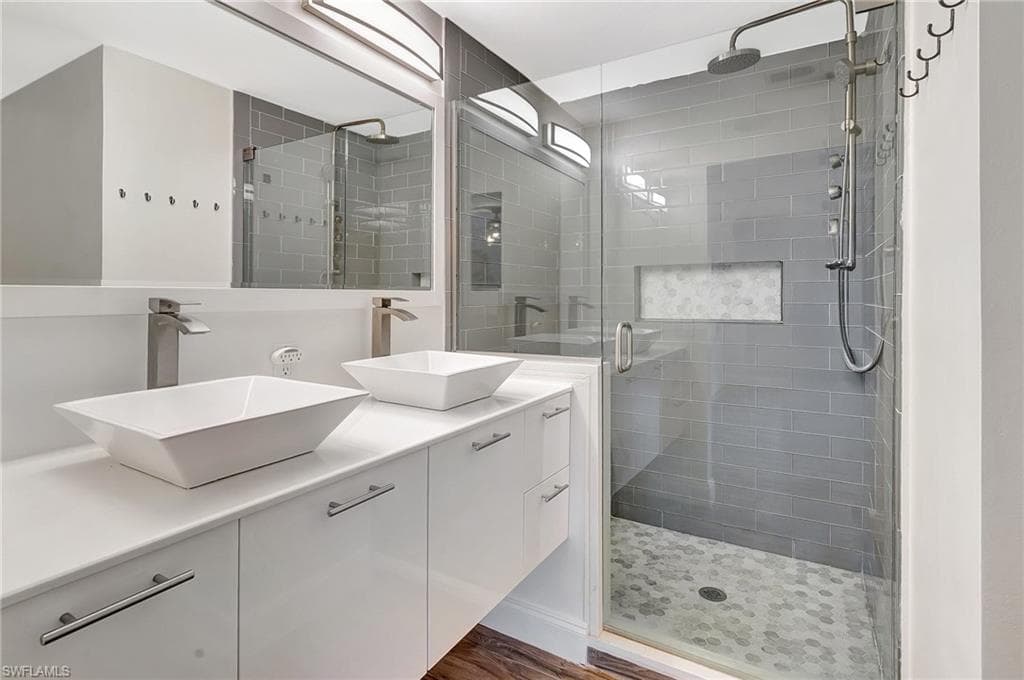 4810 12th St NE, Naples, FL 34120-26