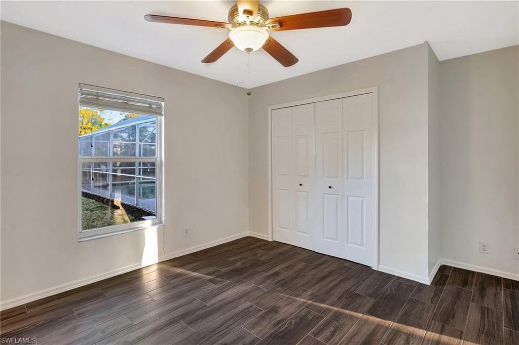 4810 12th St NE, Naples, FL 34120-35