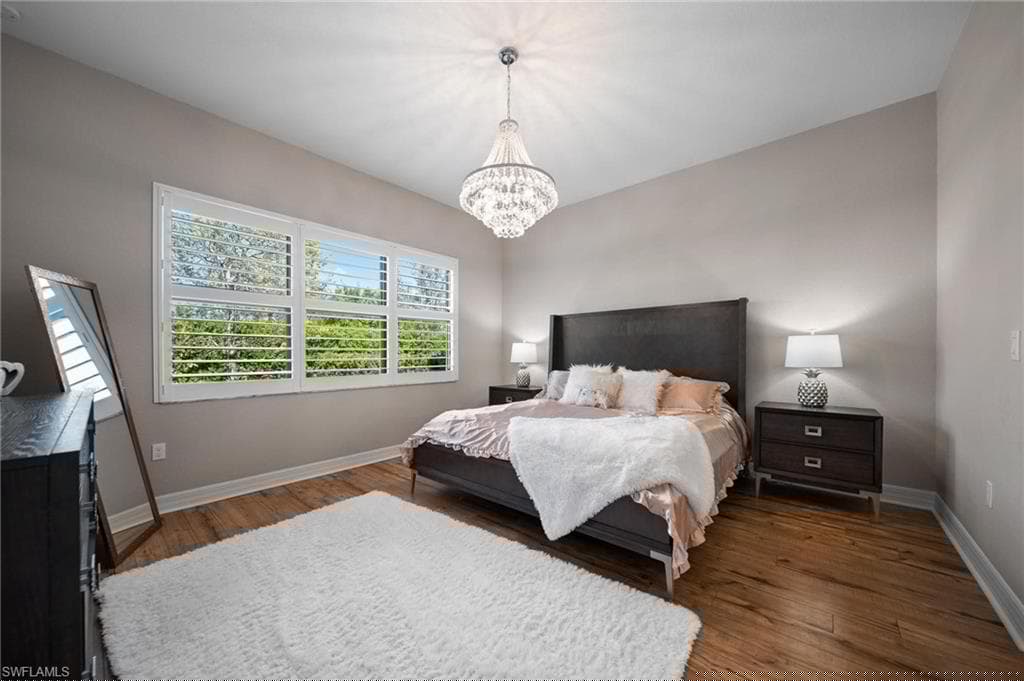 2866 Cinnamon Bay Cir, Naples, FL 34119-17