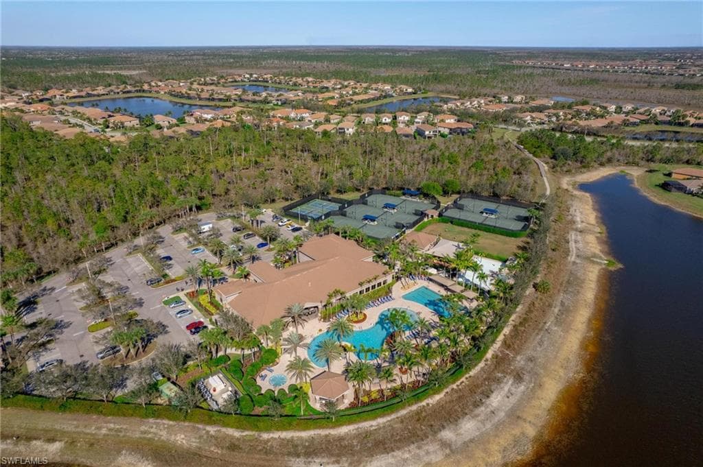 2866 Cinnamon Bay Cir, Naples, FL 34119-36