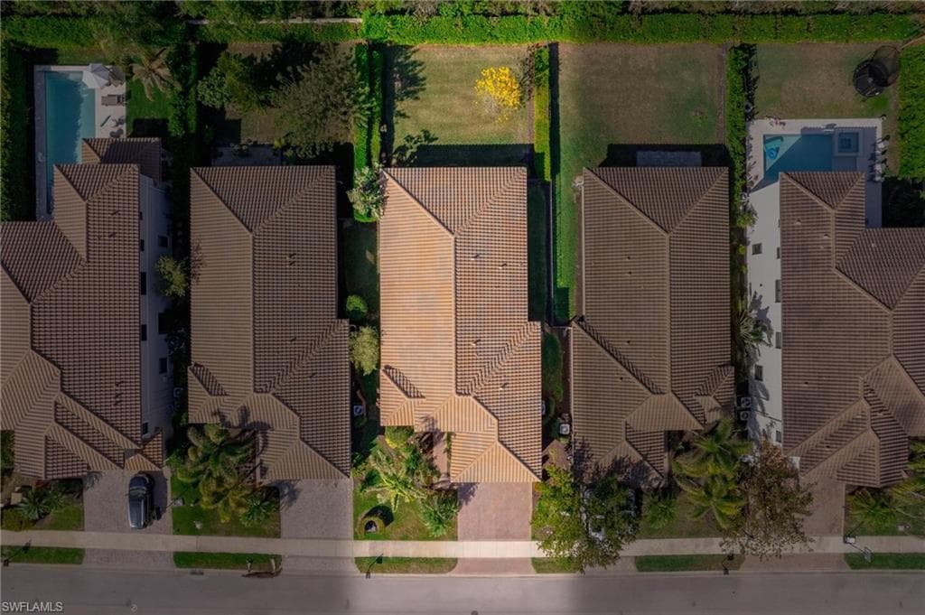 2866 Cinnamon Bay Cir, Naples, FL 34119-3