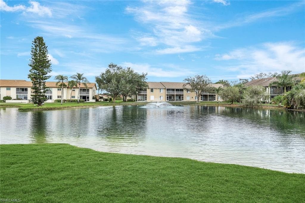 940 Palm View Dr 117, Naples, FL 34110-27