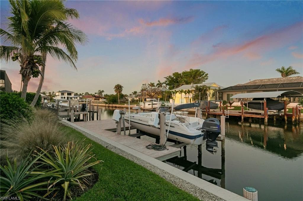 459 Persian Ct, Marco Island, FL 34145-40