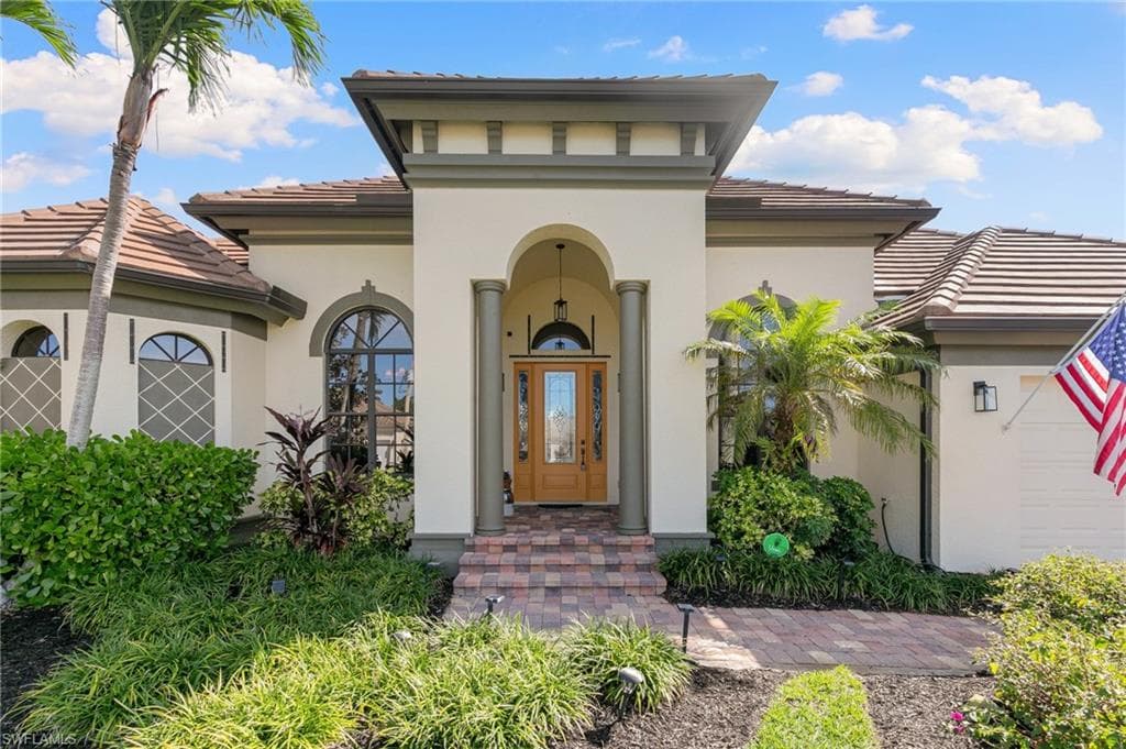 459 Persian Ct, Marco Island, FL 34145-45