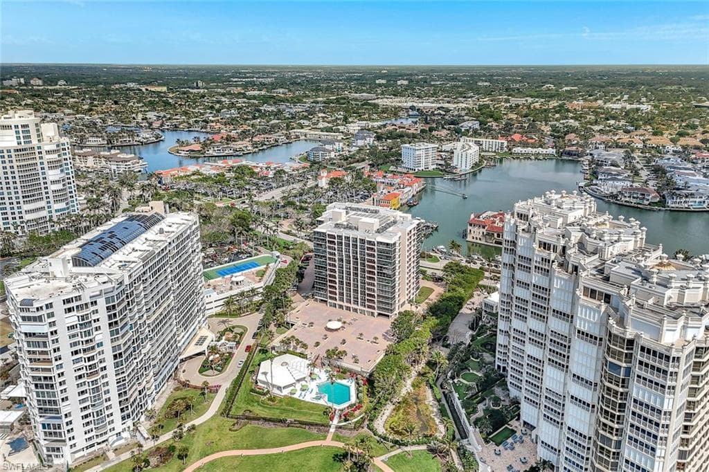 4031 Gulf Shore Blvd N Ph-14f, Naples, FL 34103-9