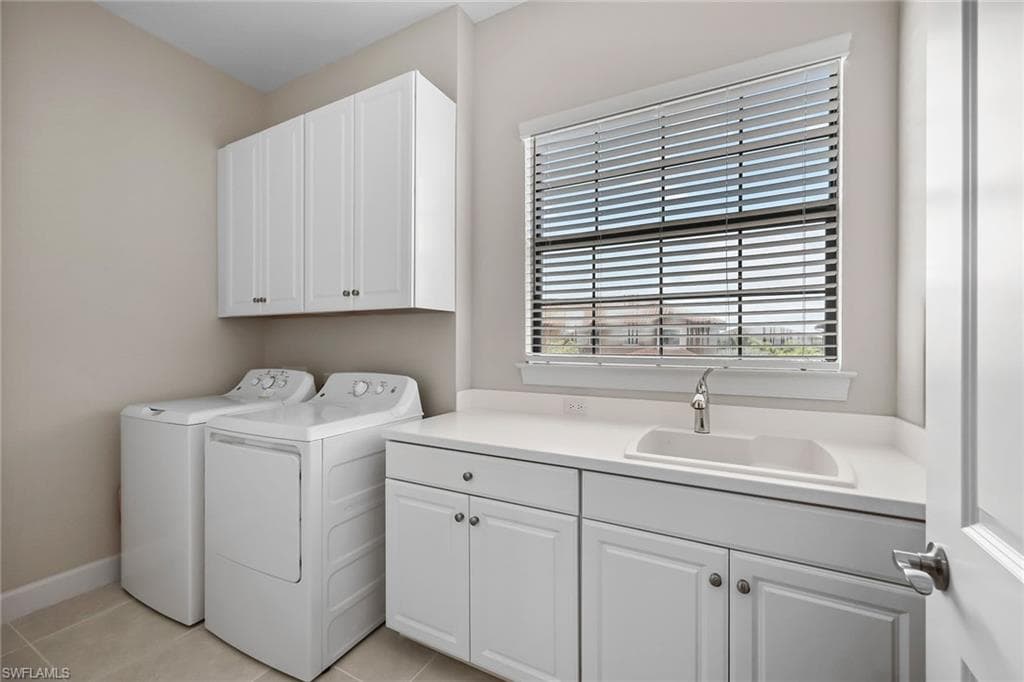 9657 Montelanico Loop 201, Naples, FL 34119-27
