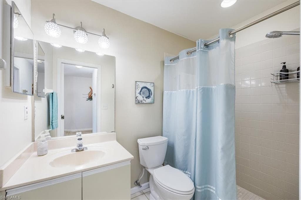 5708 Deauville Cir J301, Naples, FL 34112-16