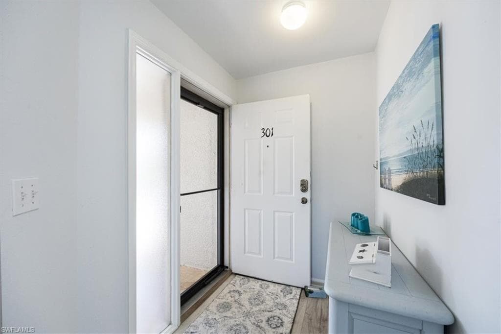 5708 Deauville Cir J301, Naples, FL 34112-22