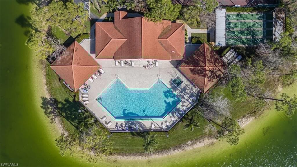 5708 Deauville Cir J301, Naples, FL 34112-27