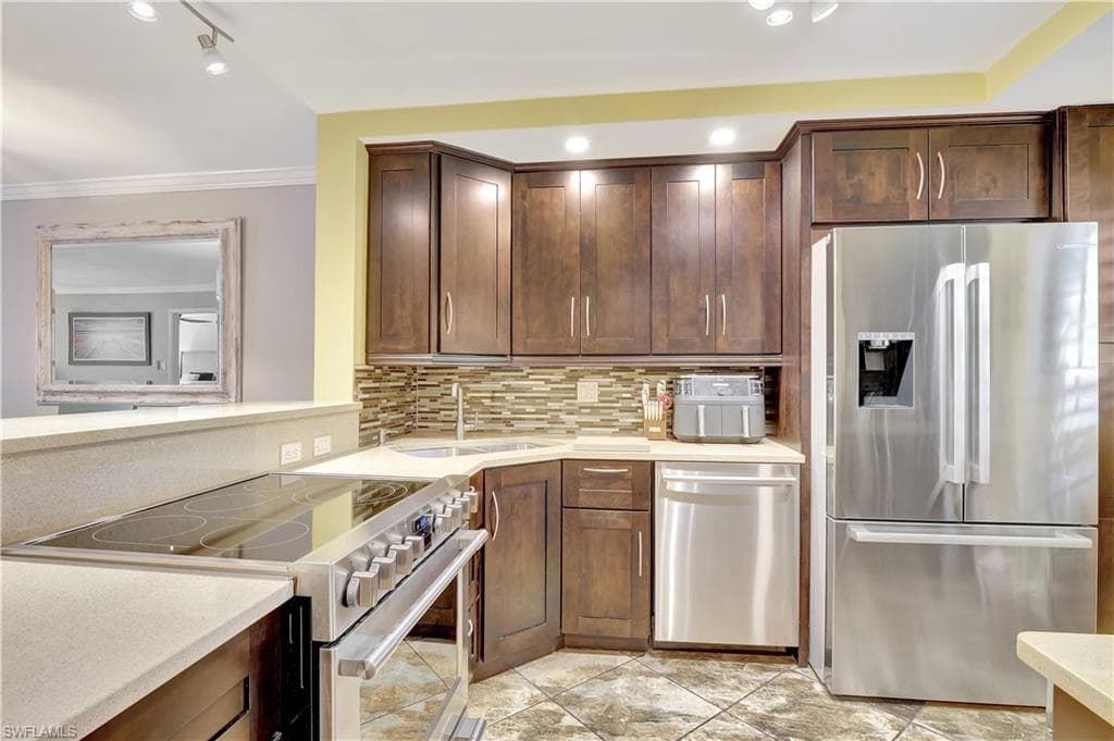 9395 Pennsylvania Ave 2, Bonita Springs, FL 34135-13