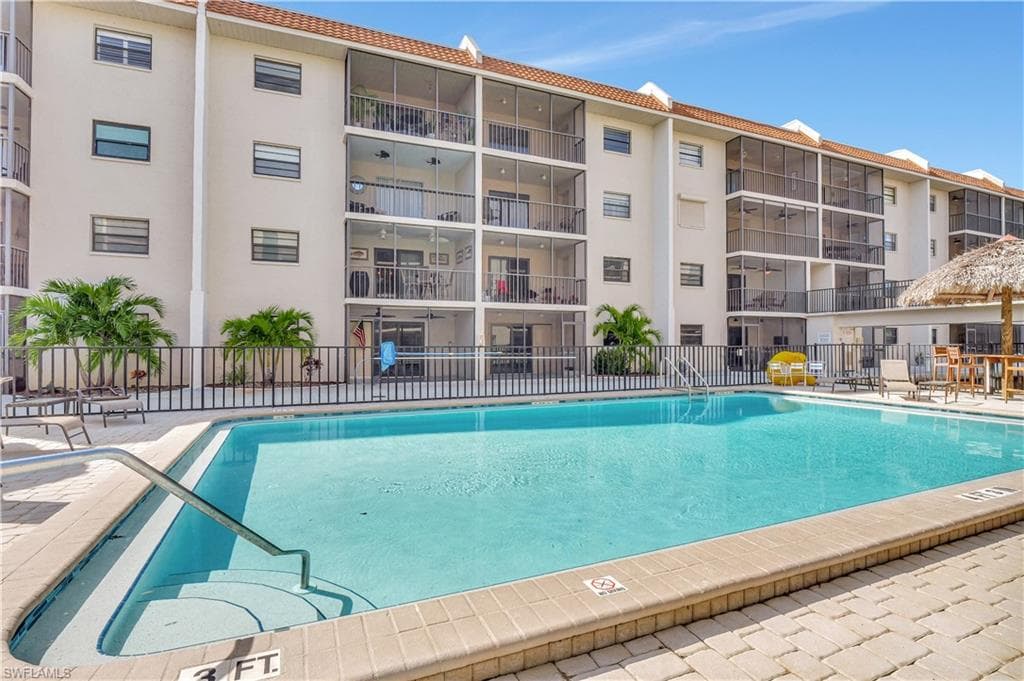 9395 Pennsylvania Ave 2, Bonita Springs, FL 34135-38