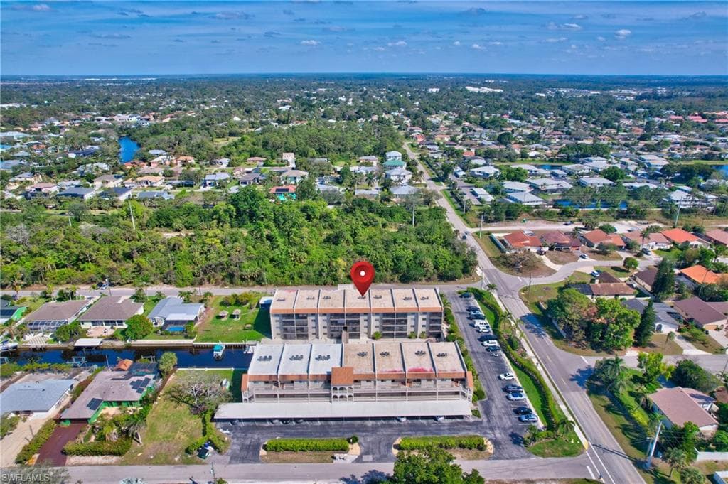 9395 Pennsylvania Ave 2, Bonita Springs, FL 34135-42