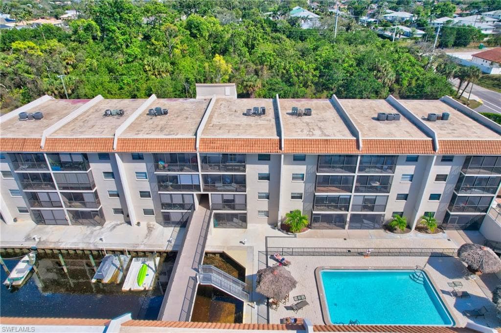 9395 Pennsylvania Ave 2, Bonita Springs, FL 34135-44