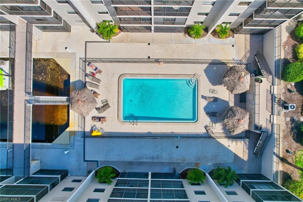 9395 Pennsylvania Ave 2, Bonita Springs, FL 34135-45