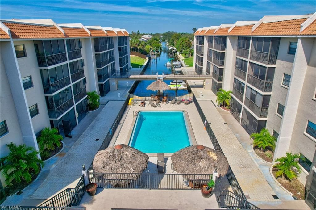9395 Pennsylvania Ave 2, Bonita Springs, FL 34135-46