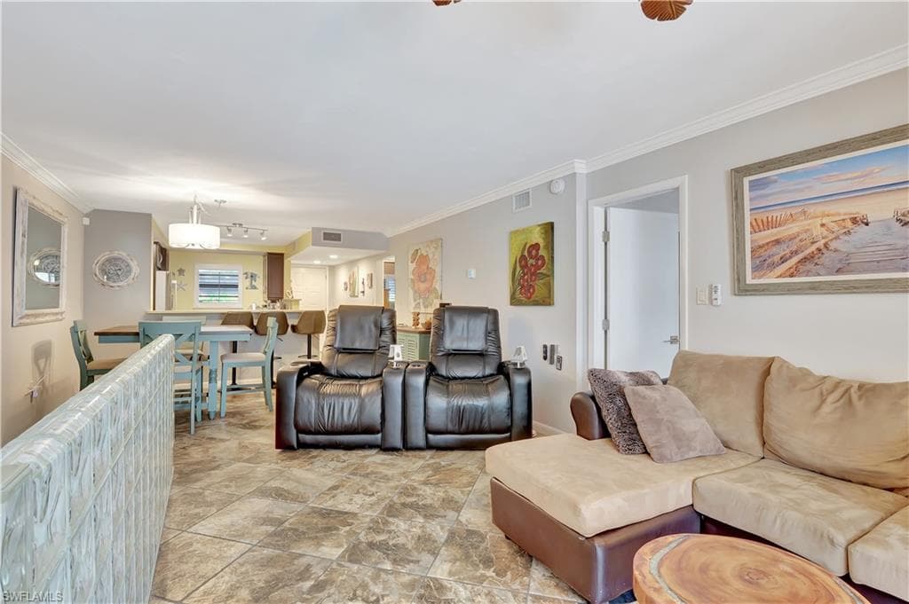 9395 Pennsylvania Ave 2, Bonita Springs, FL 34135-7