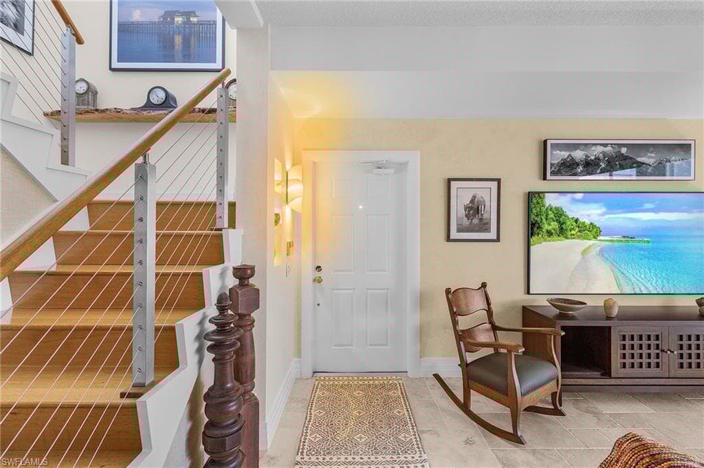 5677 Cove Cir, Naples, FL 34119-13